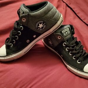 Converse Jr size 5